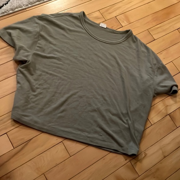 Wilfred Tops - wilfred free super soft green t shirt s